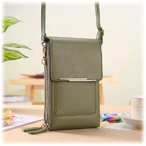 Heidi & Oak Handbags - Heidi & Oak Crossbody Phone Purse with Touchscreen Window Green